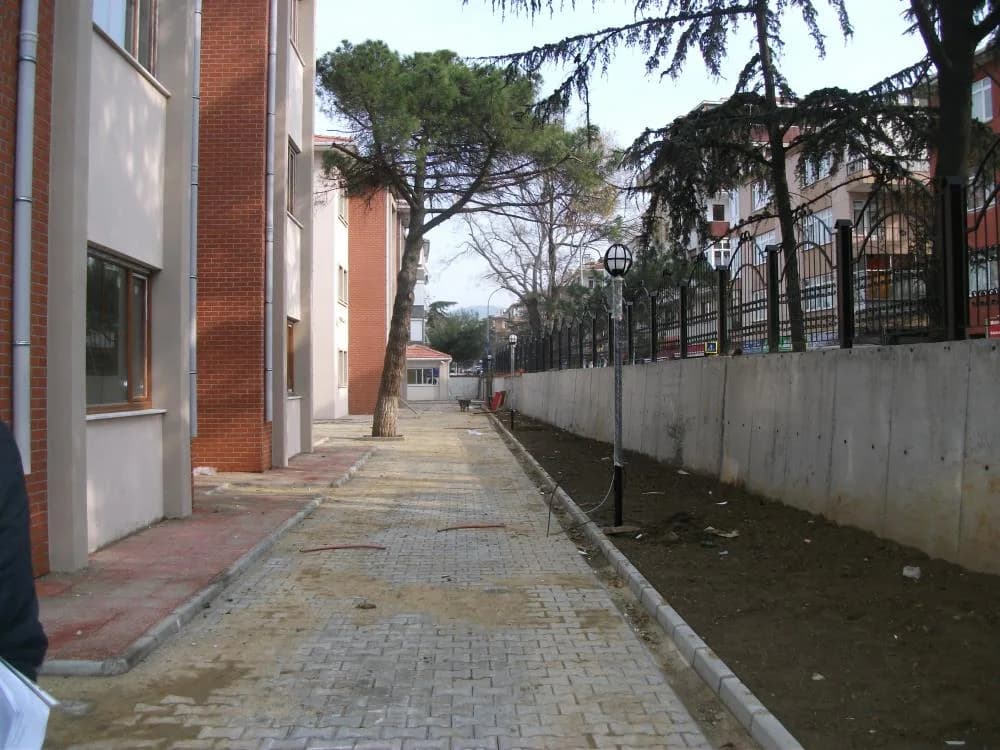 WB6-YAPIM -01 Nolu ''Yurt ve Sosyal Hizmet Binaları Yeniden Yapım İnşaatı Sözleşme Paketi" — 1